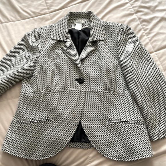 EUC Worthington Black & cream Small Houndstooth Blazer sz 14 - Picture 10 of 10